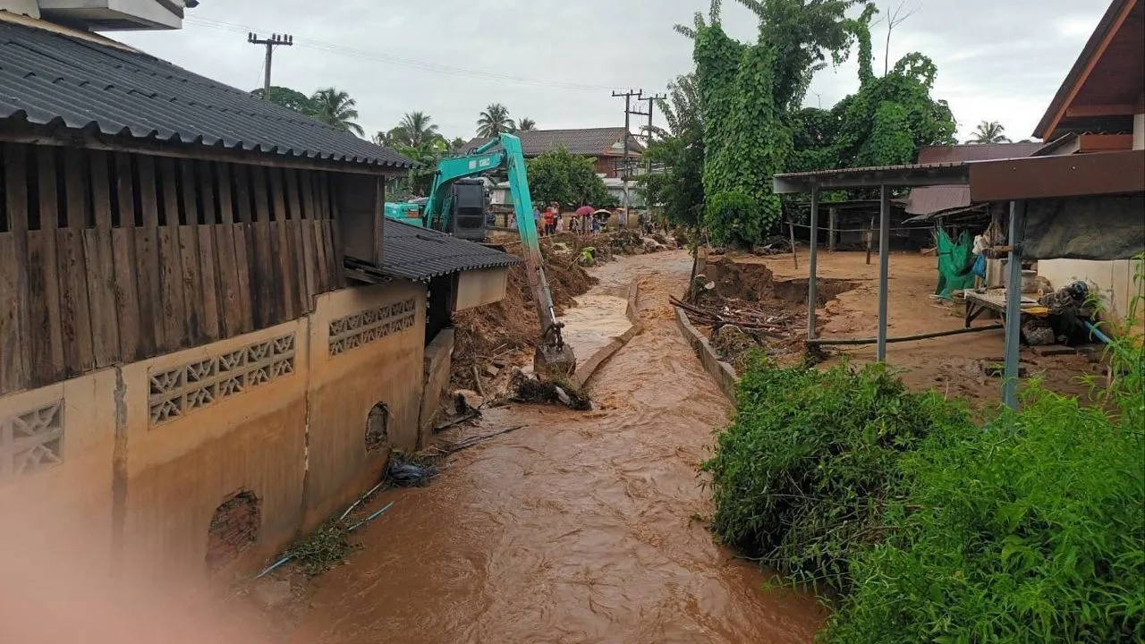'เจเศรษฐ์' สั่ง ปภ. รับมือภัยต้องเร็วกว่าภัย เกาะติดสถานการณ์ฝนหนัก