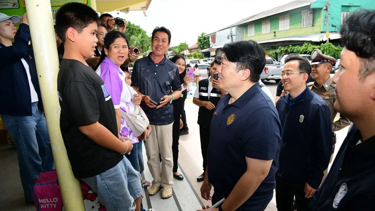 'สิริพงศ์' ลุยอุบลราชธานี-ศรีสะเกษ ติดตามการพัฒนา Feeder เชื่อมระบบราง