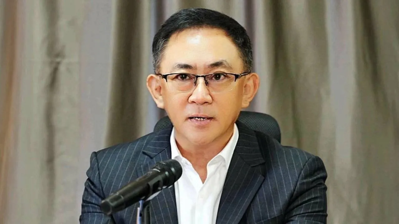 ชง ครม. พรุ่งนี้ คาดตั้ง 'พูนพงษ์' นั่งปลัดกระทรวงพาณิชย์ คนใหม่ แทน 'วุฒิไกร'