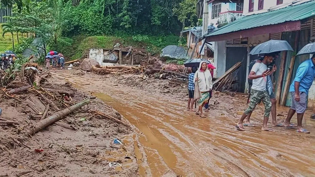 ศรีลังกาปิดโรงเรียน หลังฝนตกหนักทำน้ำท่วม-ดินถล่ม คร่าแล้ว 5 ศพ