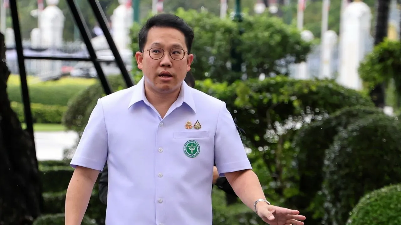 'พัฒนา' ย้ำงบบัตรทอง 60,000 ล้าน ไม่หายไปไหน กำชับ สปสช. ต้องแจงรายละเอียดให้ชัด