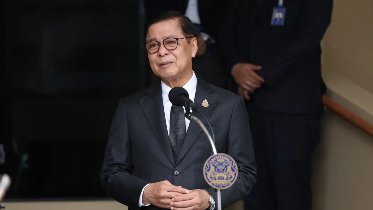 'สีหศักดิ์' เผย 'ฮลุน โซโล่' ถึงไทยพรุ่งนี้เช้า สาเหตุเสียชีวิตยังไม่มีข้อสรุปทางการ