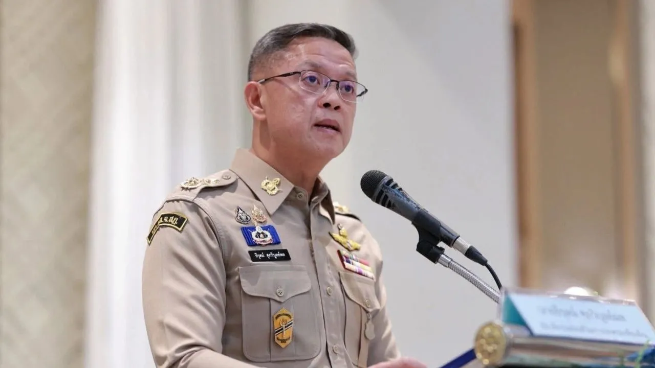 กองปราบ แจ้ง 6 ข้อหาหนัก ฟัน อดีตอธิบดี สถ. คดีโกงสอบท้องถิ่น ประสาน ปปง.เช็กเส้นเงิน