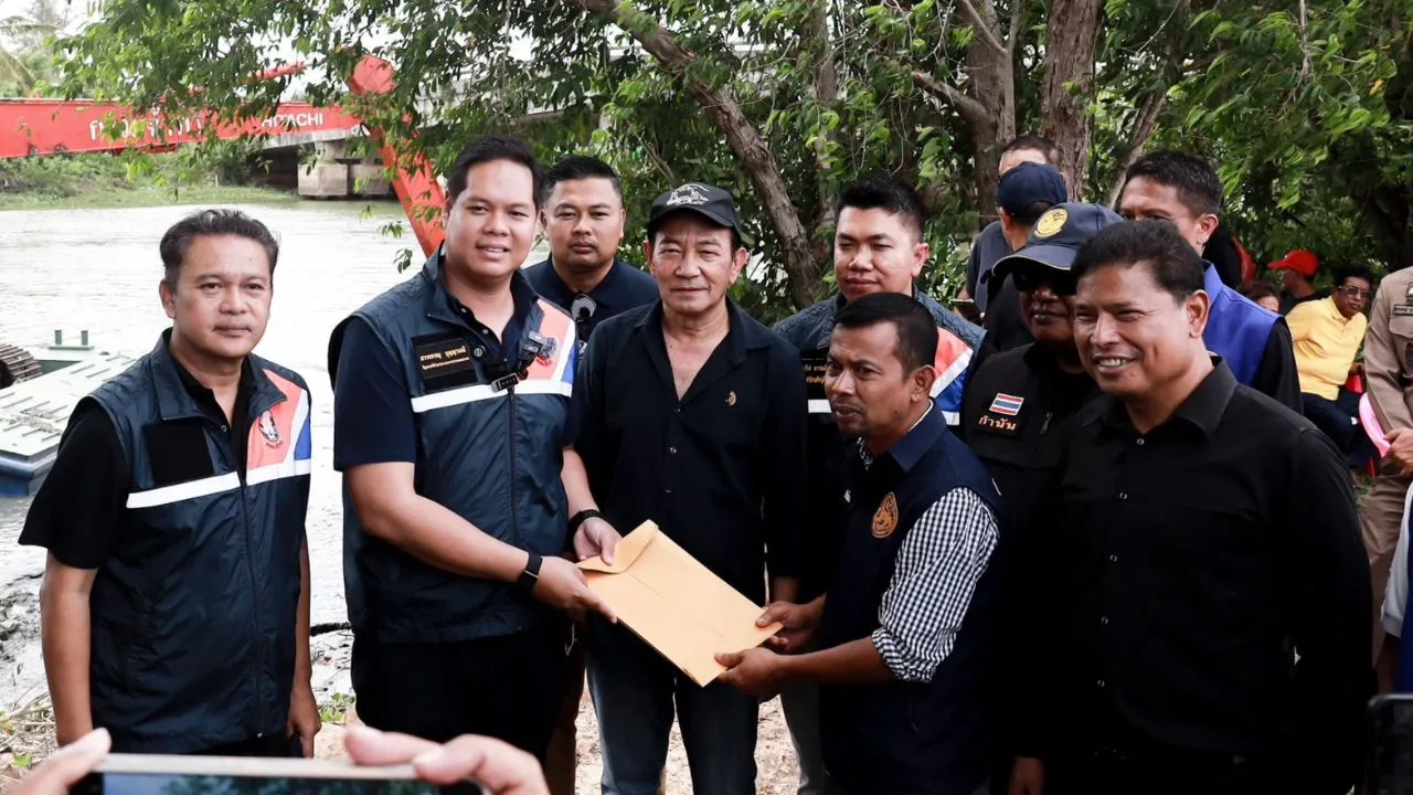 'สรรเพชญ' ลุยคลองอู่ตะเภา เร่งขุดลอกร่องน้ำ ป้องกันน้ำท่วมสงขลา
