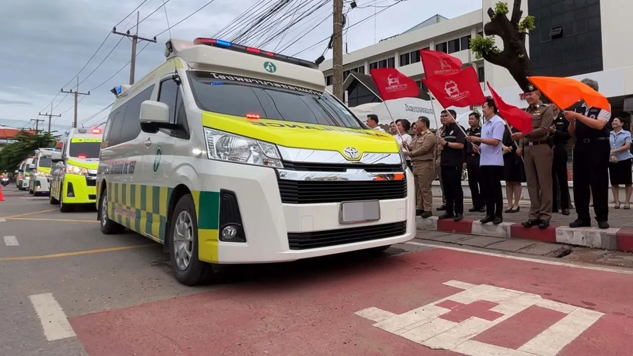ขอนแก่นเปิด 'Ambulance Lane' ช่องทางรถพยาบาลแห่งแรกในภาคอีสาน ช่วยชีวิตเคสฉุกเฉิน