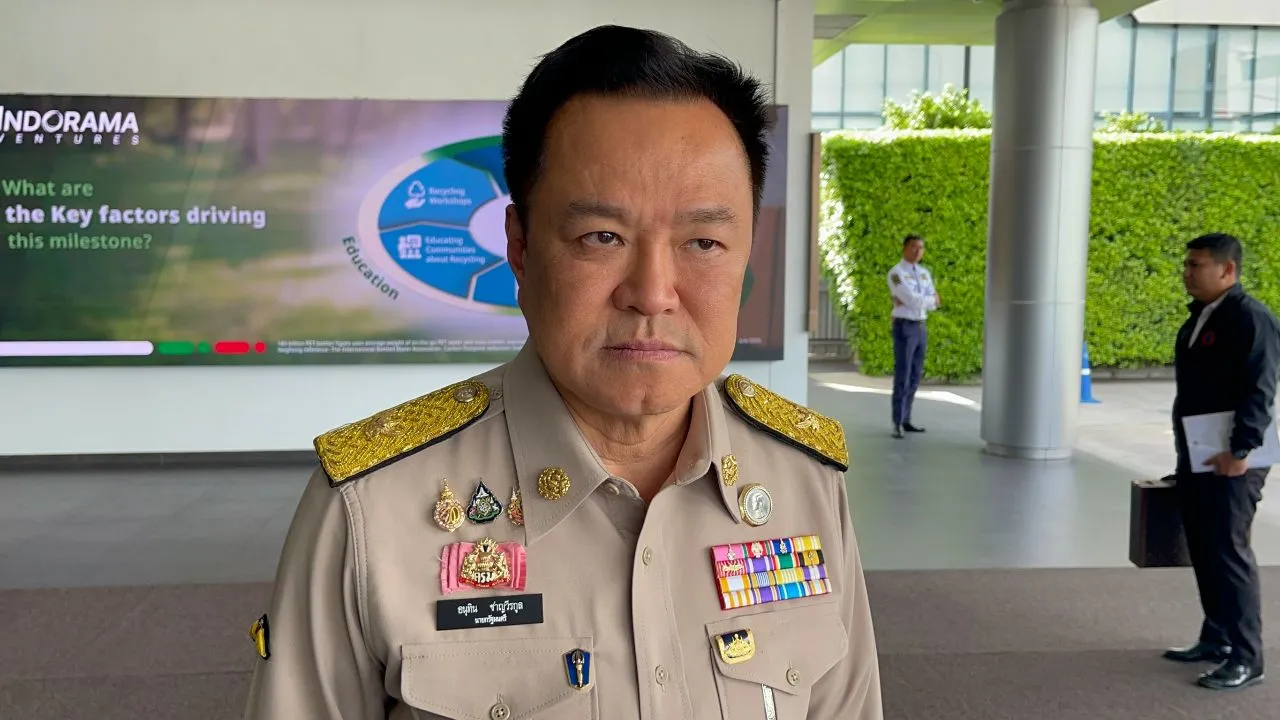 'อนุทิน' รับเสียใจไม่ได้ไปเยี่ยม 'เกรียง' ก่อนหน้านี้ ปัดตอบพบ 'ทักษิณ' ในงานศพ