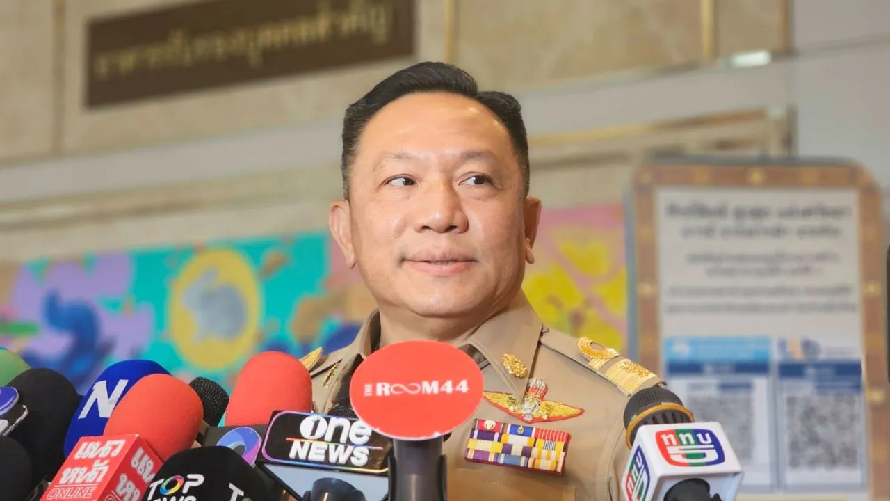 ปัดโยนเผือกร้อนท้องถิ่น 'นิรัตน์' แจงคำสั่งปลด ขรก. โยงทุจริตสอบ ยันทำขั้นตอนครบ