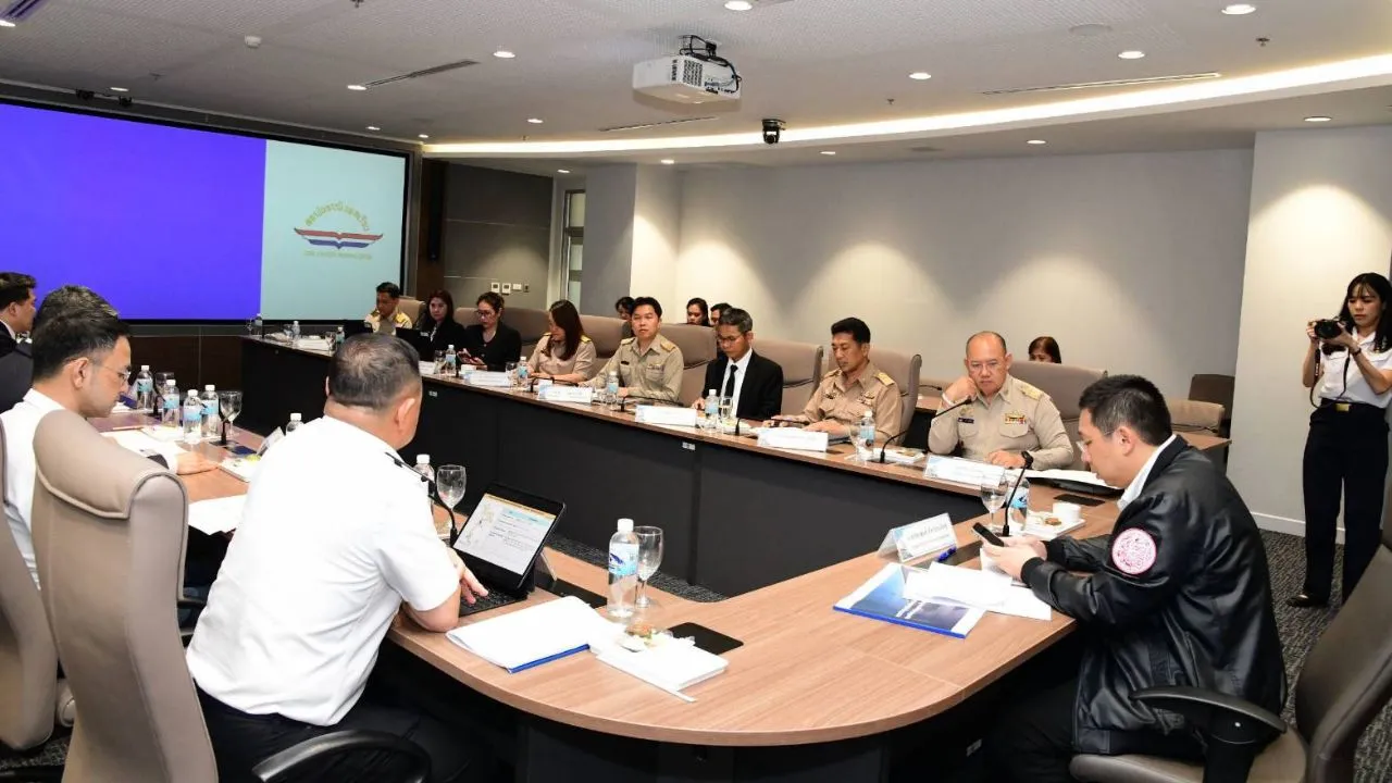 'ภัทรพงศ์' ถกเอกชนยกระดับศูนย์ซ่อมบำรุงอากาศยาน