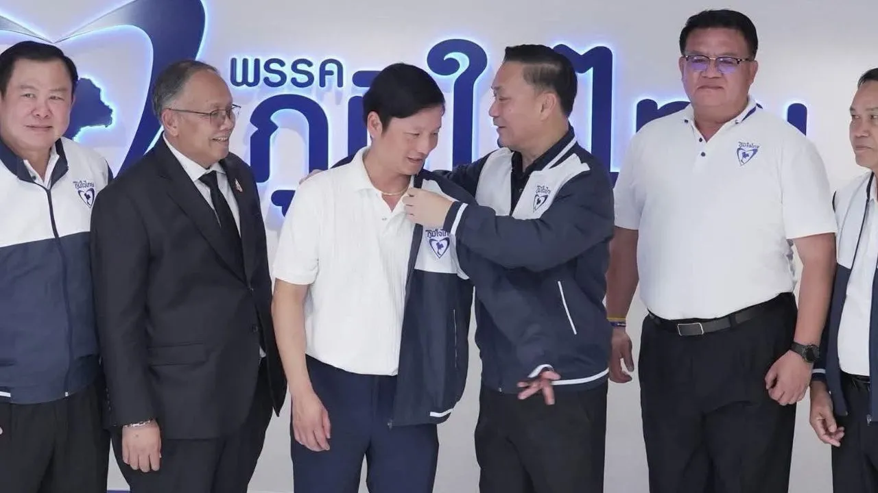 'พริษฐ์' จับผิดคำชี้แจง 'วิทยา' เรียกร้อง DSI-กกต. แจงสำนวนสืบสวน
