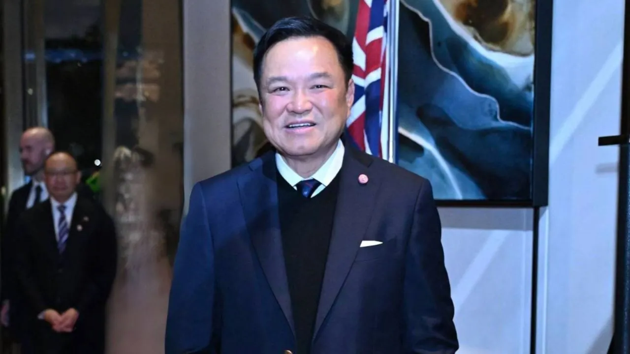 'อนุทิน-เอกนิติ' ลั่นตัวเลข GDP ที่ขยับเป้าโตเป็น 2.2% ยังไม่น่าพอใจ ชี้ ศก.ไทย ต้องโตกว่านี้