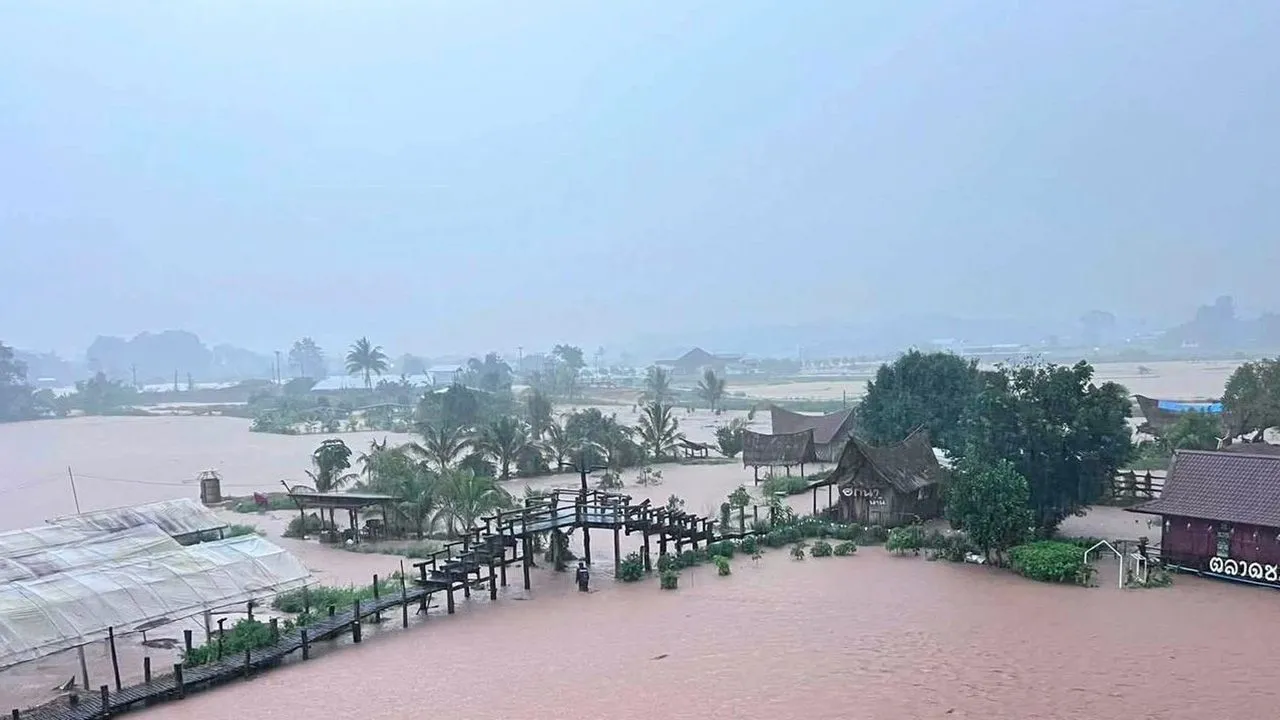 พาณิชย์สั่งลุย เร่งระดมของใช้อุปโภคบริโภค ส่งด่วนถึงผู้ประสบภัยน้ำท่วมภาคเหนือ