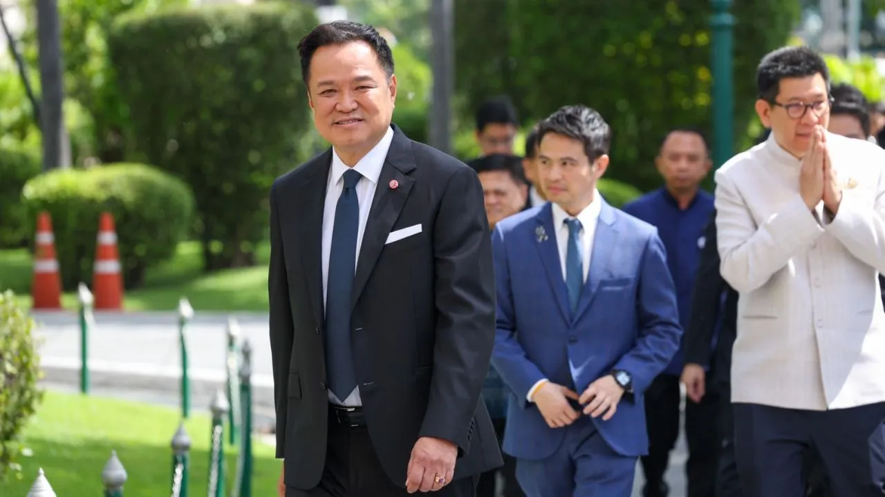นายกฯ นั่งหัวโต๊ะประชุมสภาความมั่นคง จ่อเคาะชื่อ 'เสธ.ปูด้วง' เป็น เลขาฯ สมช.คนใหม่