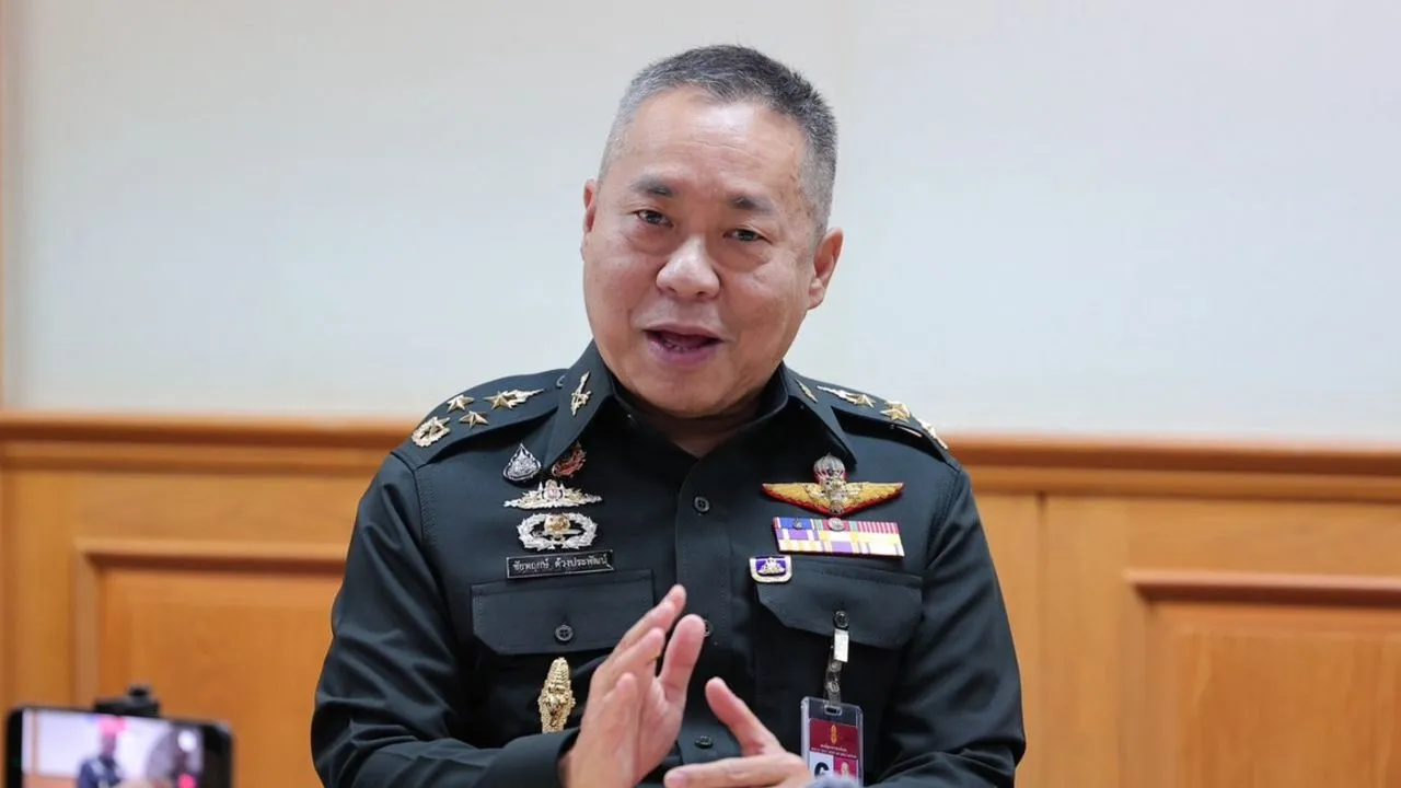 ที่ประชุมสภาความมั่นคงฯ เห็นชอบ 'เสธ.ปูด้วง' เป็นเลขาธิการ สมช.คนใหม่