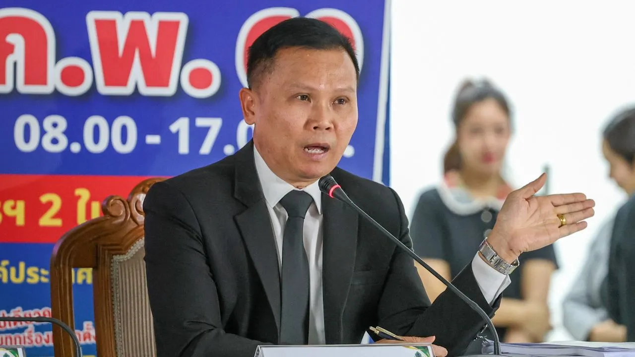 กกต. แจ้งความ 'iLaw' เผยแพร่เอกสารความเห็นรองเลขาฯ กกต. เกี่ยวกับคดีฮั้ว สว.