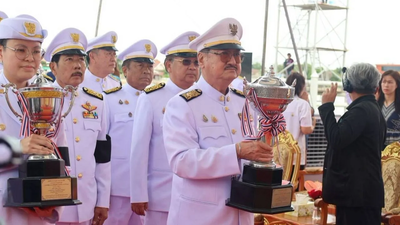 นครนนท์ เปิดฉากยิ่งใหญ่ งานแข่งขันเรือยาวประเพณีฯ 2569 ชิงถ้วยพระราชทาน