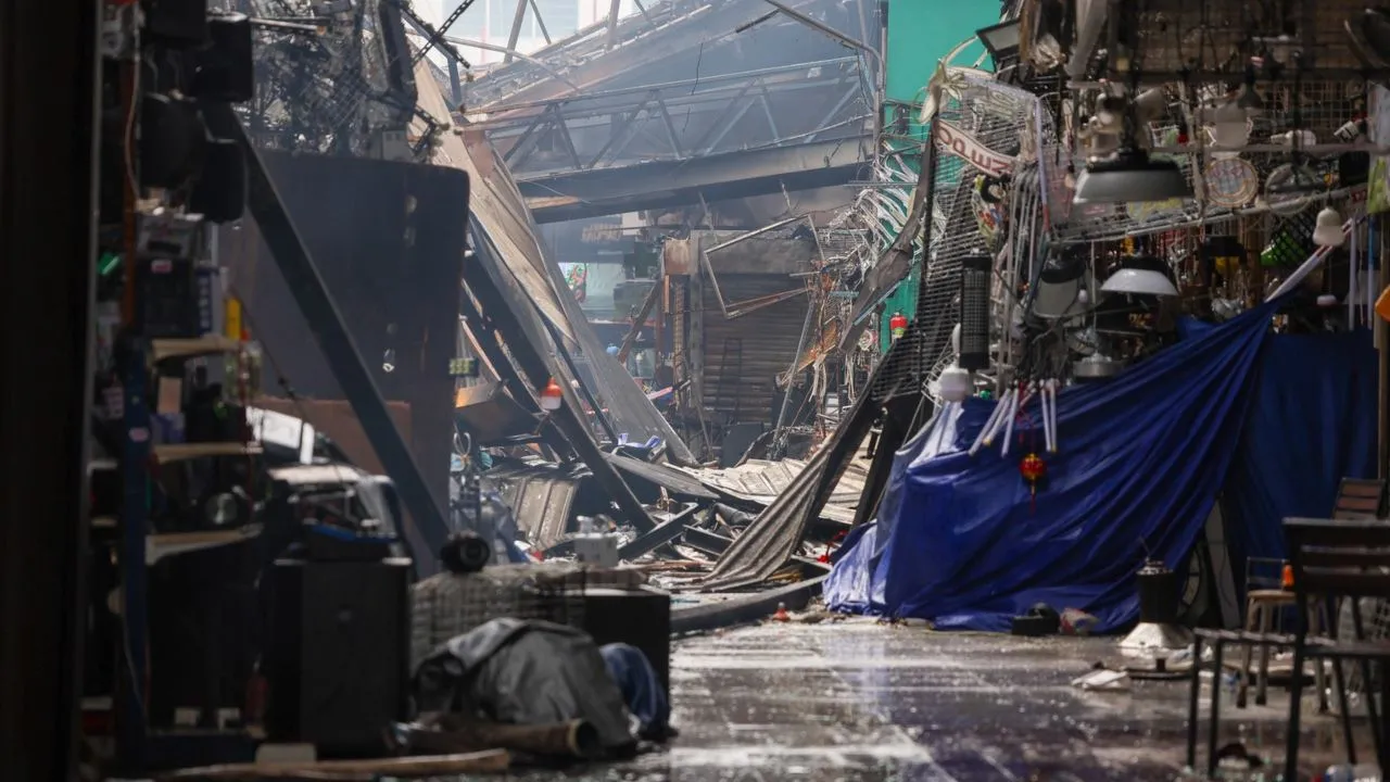 'ผู้ประสบภัยไฟไหม้คลองถมเซ็นเตอร์' ลงทะเบียนขอรับความช่วยเหลือได้แล้ว