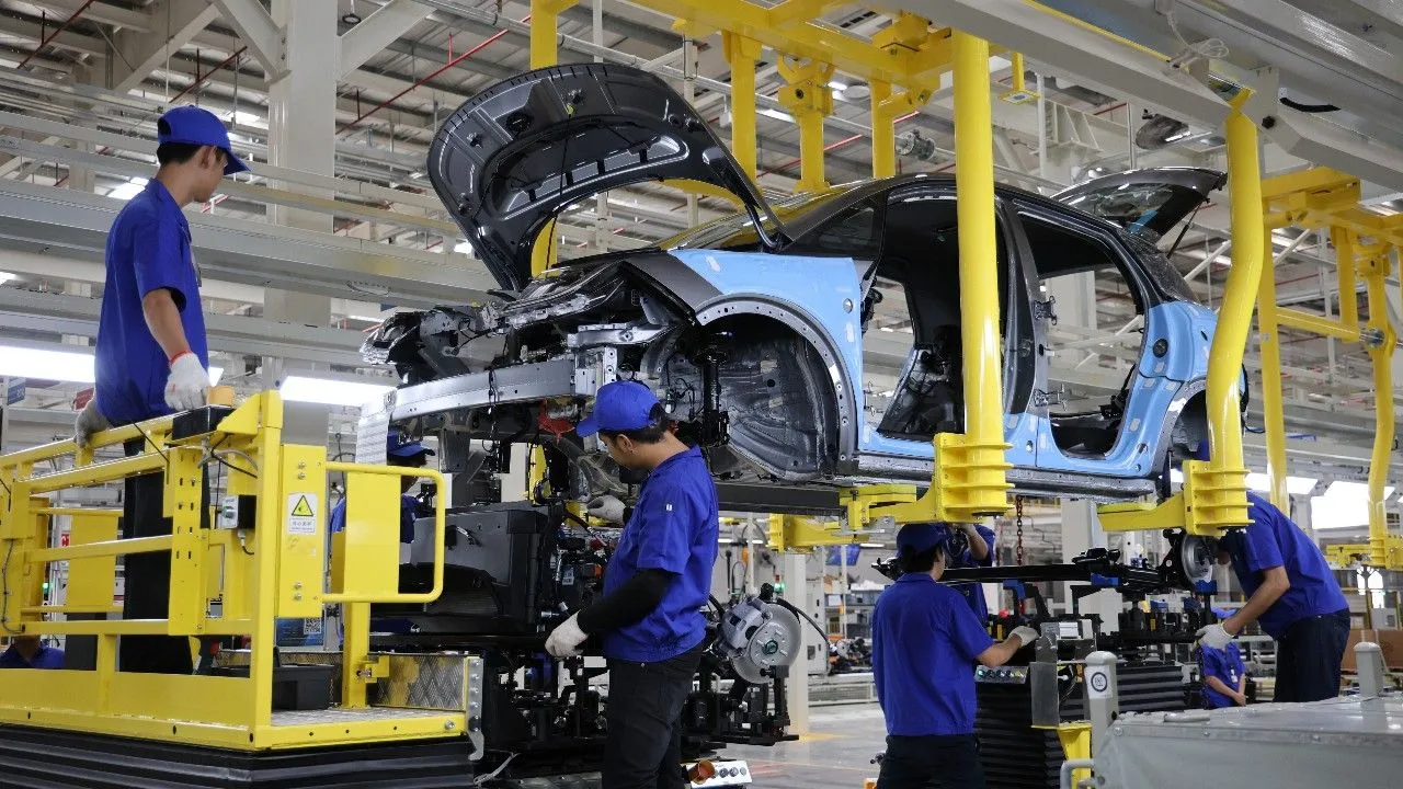 รัฐบาลกำลังเร่งปรับโครงสร้างภาษีรถยนต์ หนุนผู้ประกอบการลงทุนในไทย