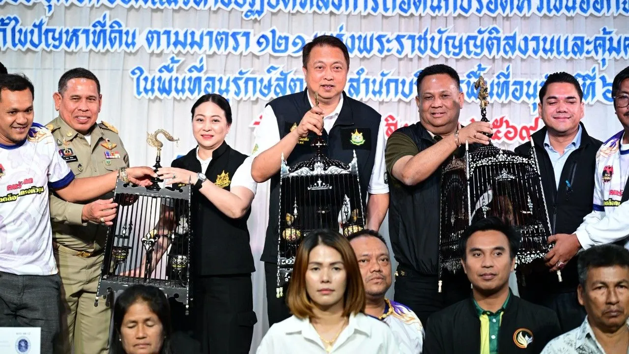 'สุชาติ' เซ็นปลดล็อก 'นกกรงหัวจุก' เดินหน้าสร้างสมดุล 'คนอยู่ได้ ธรรมชาติอยู่ได้'