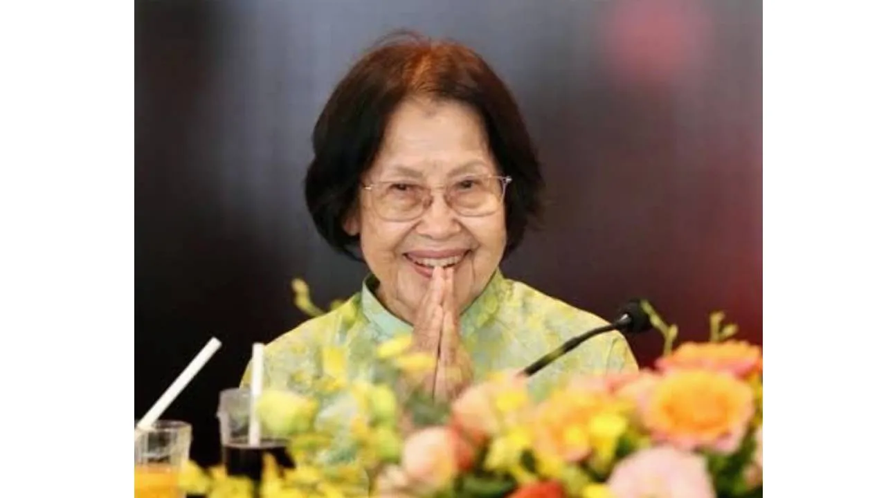 ร่วมการสนทนาธรรม เรื่อง 'พระพุทธศาสนากับความรักและความเมตตา' โดยอาจารย์สุจินต์ บริหารวนเขตต์
