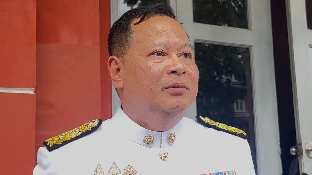 'ปกรณ์' ยังเดินหน้าตามขั้นตอนทูลเกล้าฯ 'หมอสรณ' พ้นตำแหน่ง