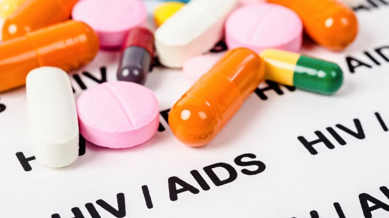 'ประกันสังคม' ย้ำผู้ประกันตนติดเชื้อ HIV–ผู้ป่วยเอดส์ รับยาต้านไม่เสียค่าใช้จ่าย