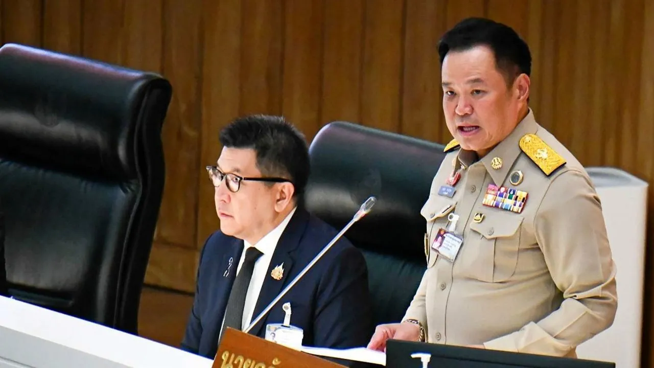 นายกฯ ปัดคิดตั้ง รมช.คลัง ช่วย 'เอกนิติ' ชี้มีผู้ช่วย รมต. มีความรู้ความสามารถ
