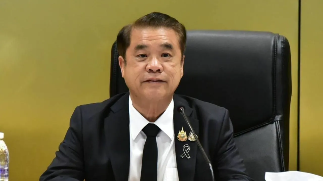 'สุริยะ' ไฟเขียวเปิดตลาดเกษตรตาม WTO รับภาพรวมผลผลิตปี 69 โตต่อเนื่อง