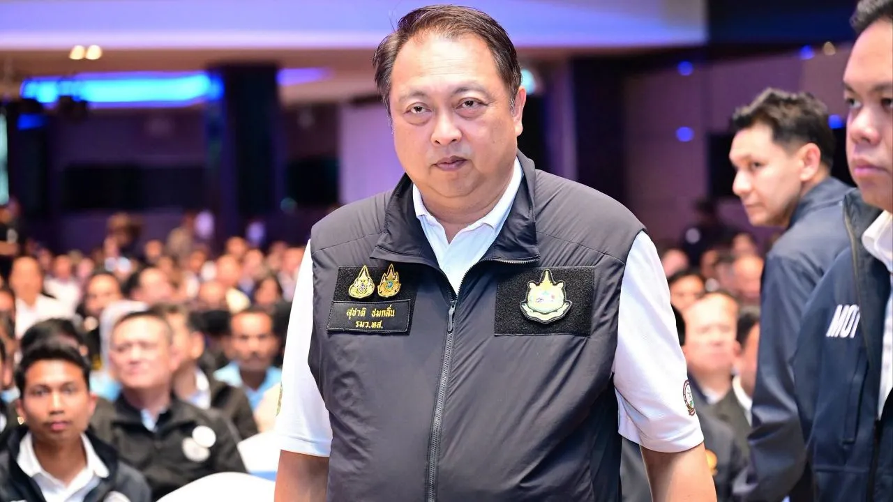 'สุชาติ' ยันแค่เคยจ้างบริษัทกฎหมาย 'ณัฐวุฒิ' คดีเดียว ขออย่าเหมารวม