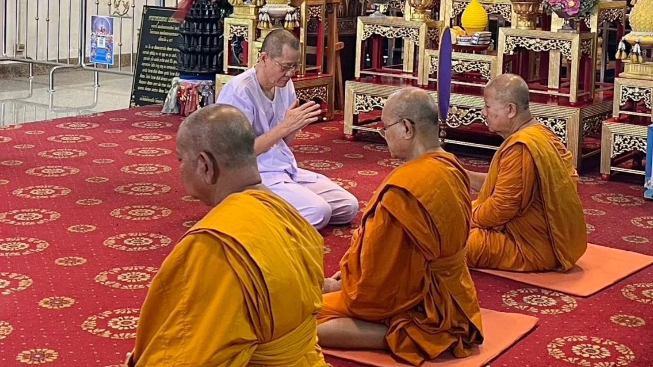 จับสึกแล้ว 'หลวงพ่ออติโชติ' เซ่นปมยักยอกเงินวัด 92 ล้าน-คลิปเสพเมถุนสีกา