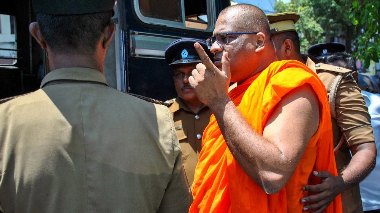 ศาลฎีกาศรีลังกาเพิกถอนอภัยโทษ 'พระสงฆ์ชาตินิยม' สั่งกลับเข้าเรือนจำ