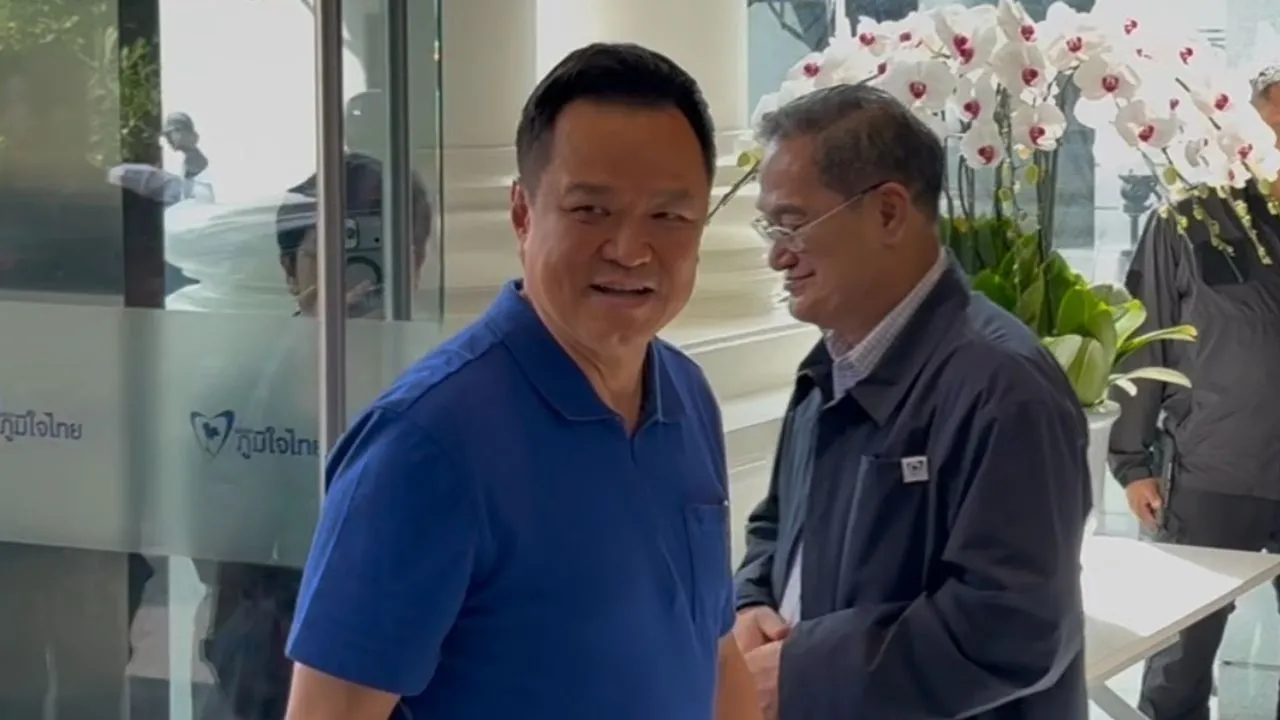 นายกฯ สั่งใช้งบ 'ไทยช่วยไทยพลัส' ที่เหลือ ขยายต่อช่วงไตรมาสสุดท้ายของปี