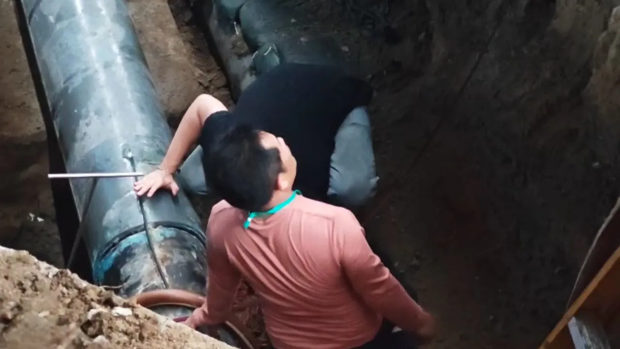 พบจุดน้ำมันรั่ว ใต้ทางยกระดับพระราม 3 เร่งตรวจสอบค้นหาจุดเสี่ยงเพิ่ม
