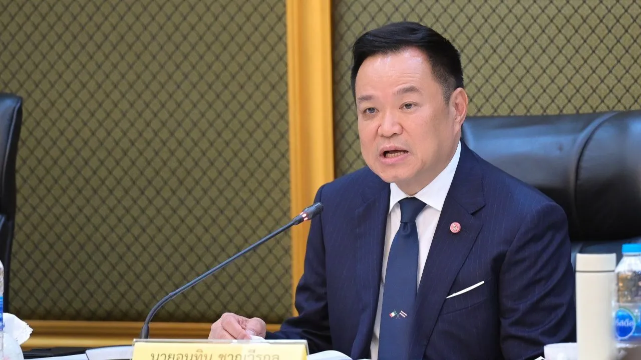 'อนุทิน' สั่งฟันมาเฟีย-เอาเปรียบคนไทย พร้อมเนรเทศทันที ไล่ต่างชาติทำผิดกฎหมายไปตายที่บ้านตัวเอง