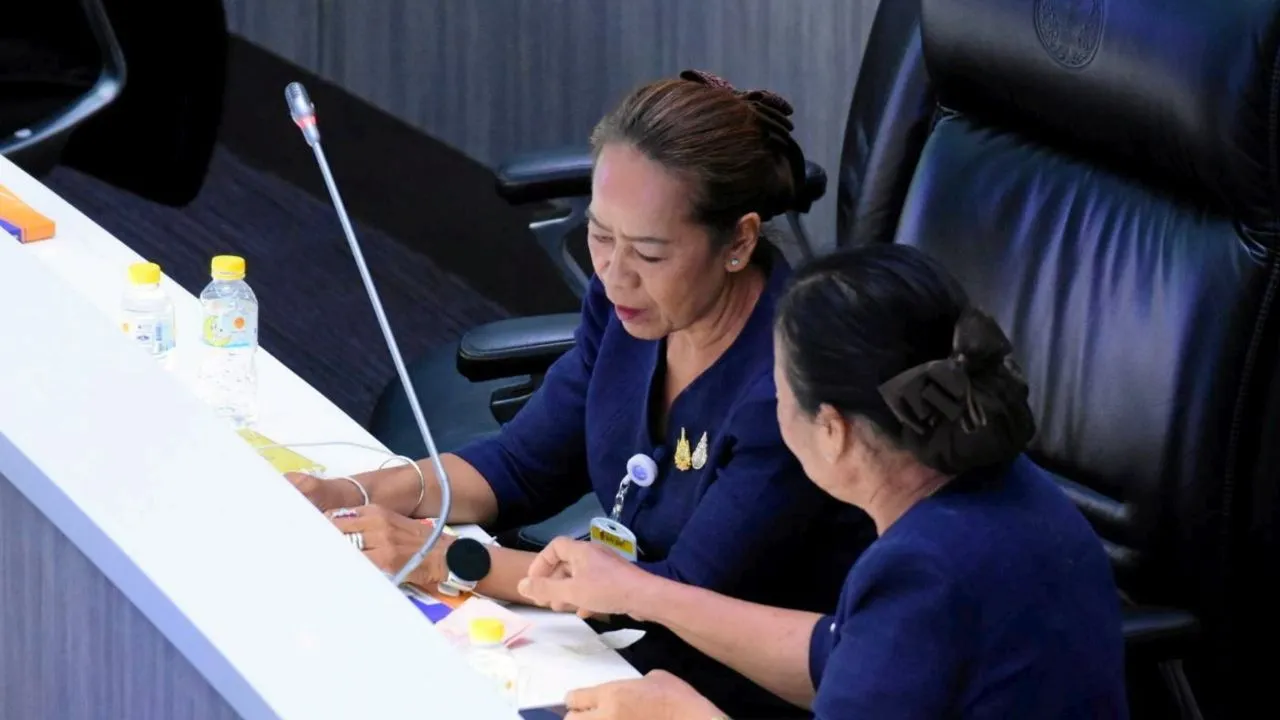 สว. ยกเลิกร่วมทริปพบสื่อมวลชนสัญจร 18-20 ก.ย. หลังถูกร้องสมัครผิดกลุ่ม