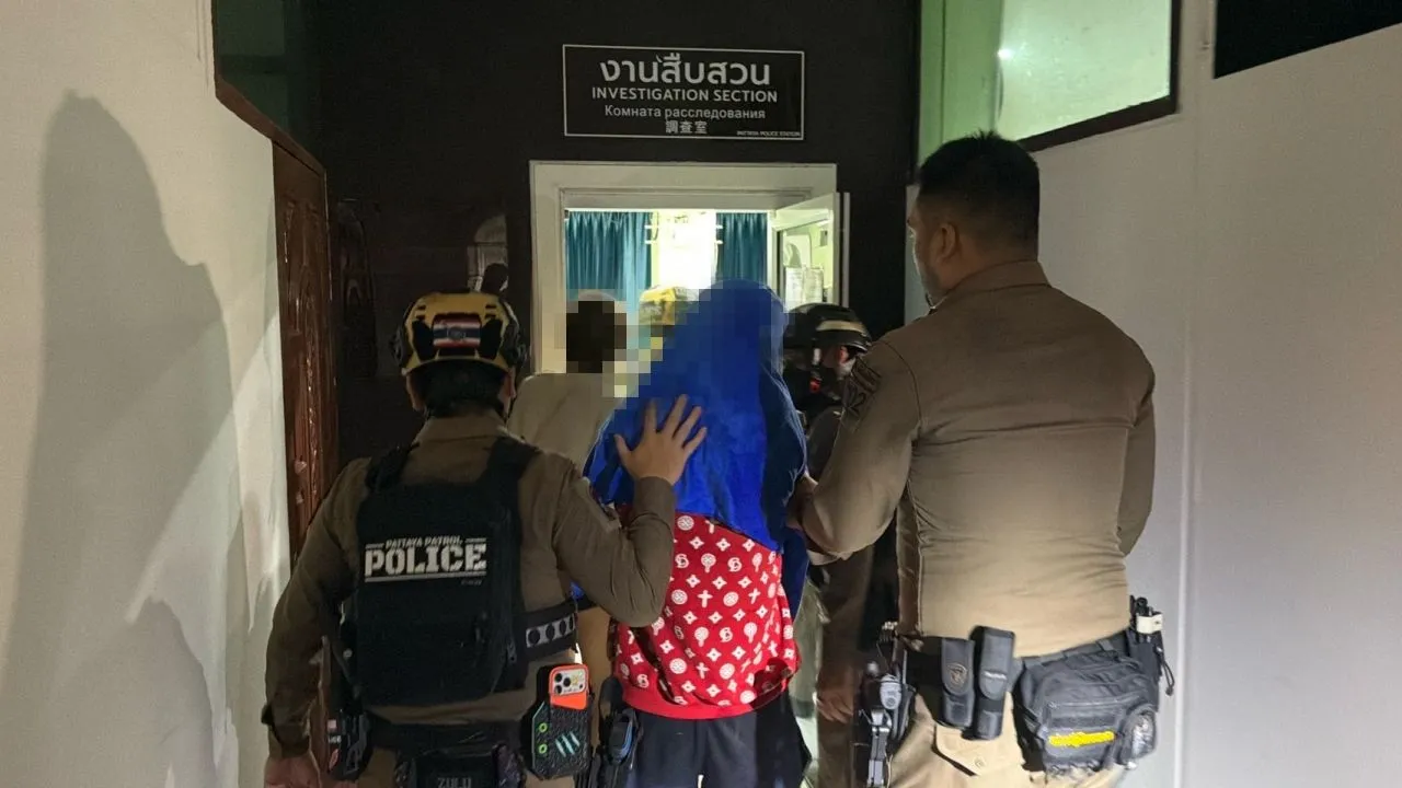 'ดาบตำรวจ' ชักปืนยิงหมดแม็ก ในอพาร์ตเมนต์ แฟน-เพื่อนวิ่งหนีตาย อ้างป้องกันตัว