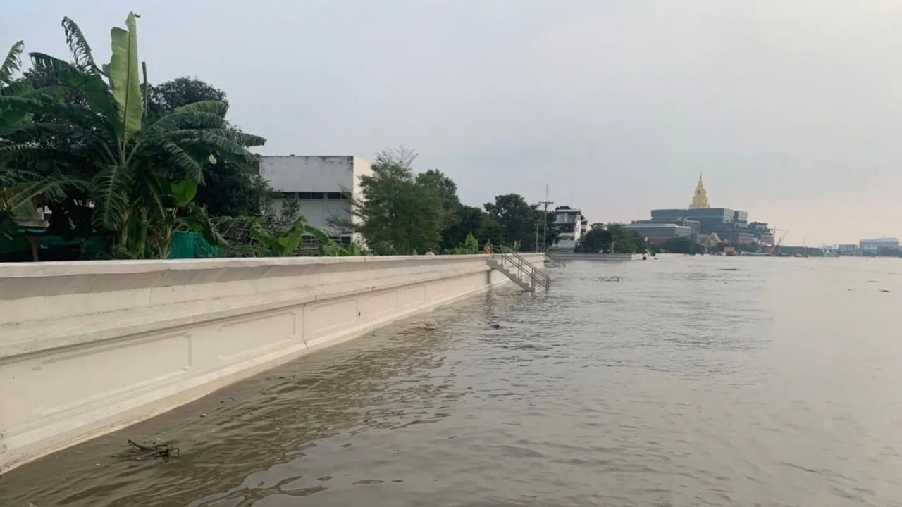 กทม. แจ้งเตือนประชาชน เฝ้าระวังระดับน้ำเจ้าพระยาเพิ่มขึ้นสูง 29 กันยายน 2569